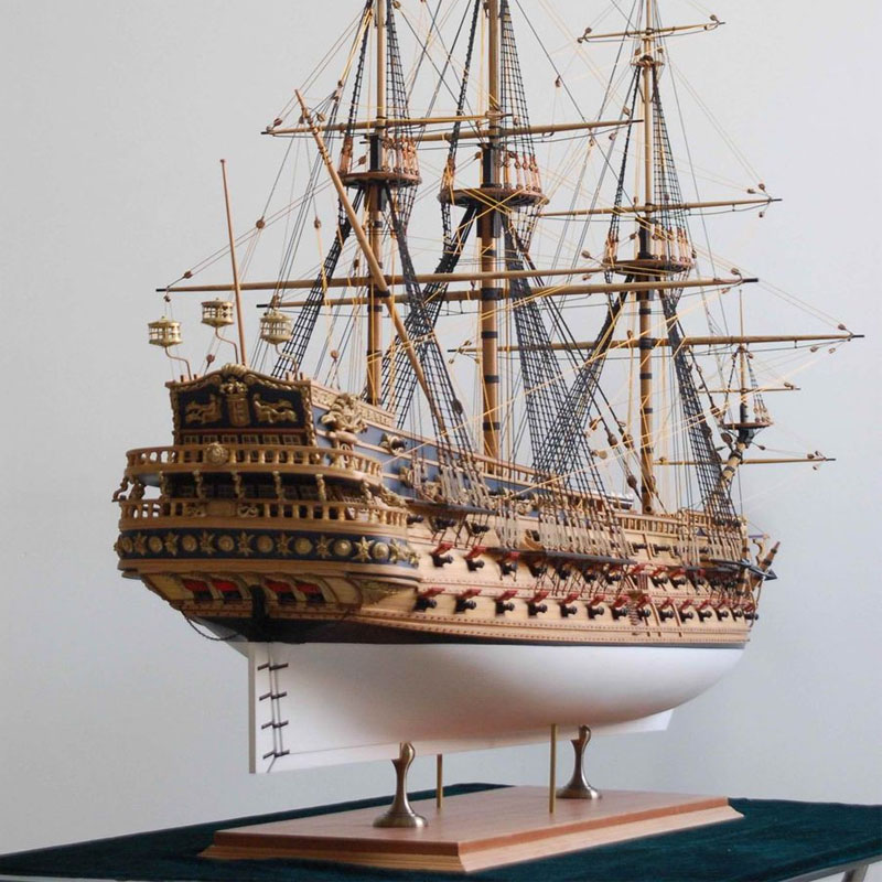 1/50 St. Philip Klasse I Slags - Model Kit Lucario recensie en prijs