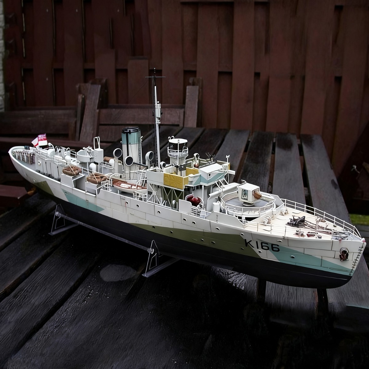 1/72 Revell Flower-klasse Freg - Model Kit Revell recensie en prijs